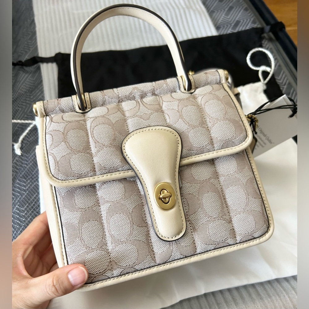 Coach Willis Top-Handle 18 In Signature Jacquard With Quilting